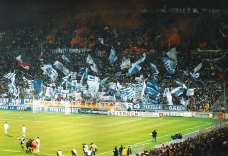 14-OM-LENS 01.jpg